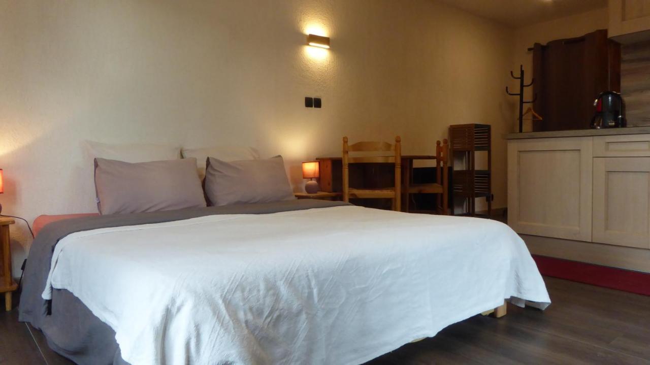 Les Pucines Bis Bas De Villa 29 M2 Luxe Rez De Jardin Climatisation Plein Sud 锡富尔勒普拉日 外观 照片